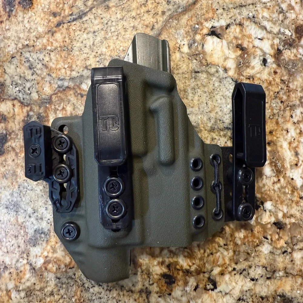 Tier One XIPHOS Elite Olive Green Tactical Holster -Glock 17 with TLR1 light